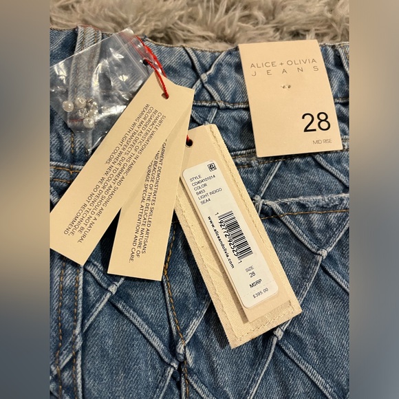 ALICE & OLIVIA JOSS HIGH RISE QUILTED EMBELLISHED MINI SKIRT SIZE 28 DENIM BLUE - Picture 7 of 7